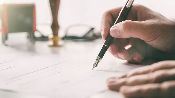Surat Sakit Palsu : Risiko Hukum dan Cara Mengidentifikasinya Secara Profesional